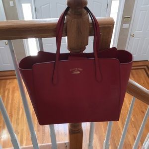 SOLD AUTHENTIC GUCCI SWING TOTE